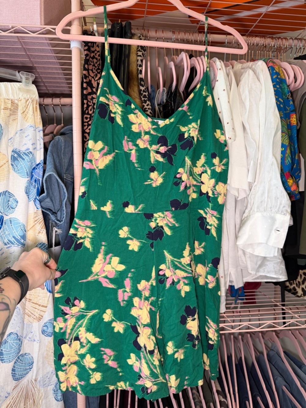 Uniqlo Green Floral V-Neck Romper with Spaghetti Straps - Picture 5 of 7